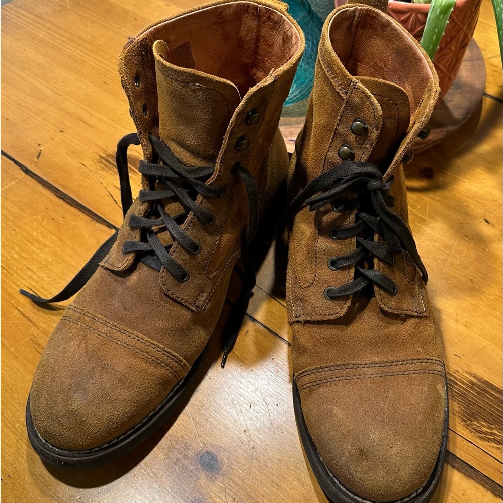 Men’s Aldo size 12 or 45 suede leather boots